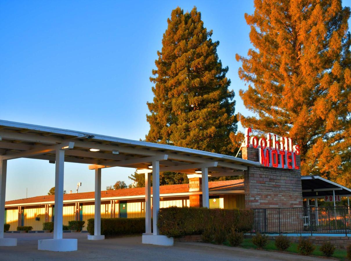 Foothills Motel 오번 외부 사진